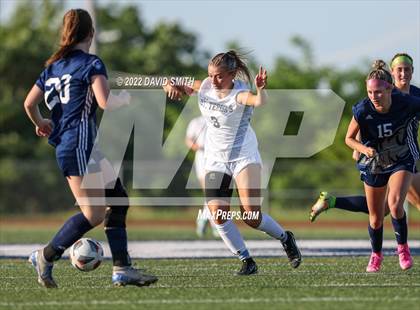 Thumbnail 2 in St. Teresa's Academy @ Liberty North - MSHSAA Class 4 Quarterfinal photogallery.