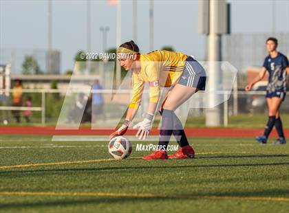 Thumbnail 3 in St. Teresa's Academy @ Liberty North - MSHSAA Class 4 Quarterfinal photogallery.