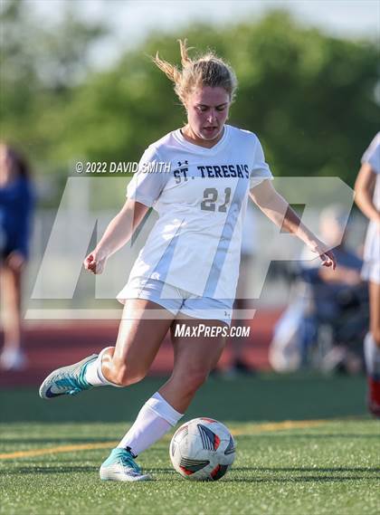 Thumbnail 2 in St. Teresa's Academy @ Liberty North - MSHSAA Class 4 Quarterfinal photogallery.