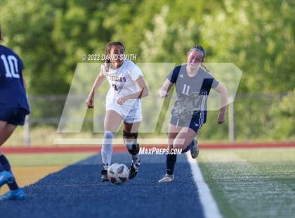 Thumbnail 3 in St. Teresa's Academy @ Liberty North - MSHSAA Class 4 Quarterfinal photogallery.
