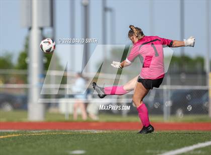 Thumbnail 3 in St. Teresa's Academy @ Liberty North - MSHSAA Class 4 Quarterfinal photogallery.