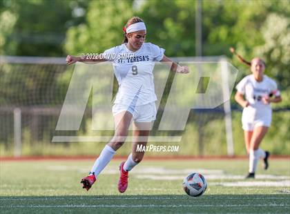 Thumbnail 1 in St. Teresa's Academy @ Liberty North - MSHSAA Class 4 Quarterfinal photogallery.