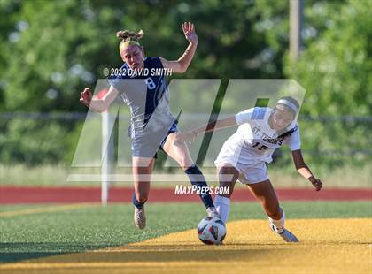 Thumbnail 1 in St. Teresa's Academy @ Liberty North - MSHSAA Class 4 Quarterfinal photogallery.