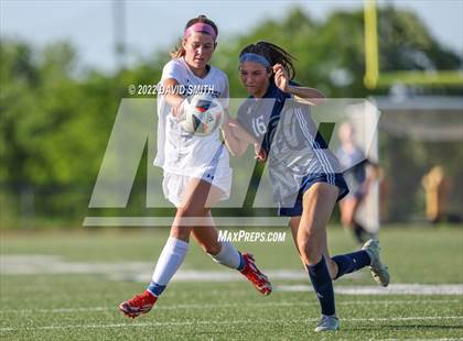 Thumbnail 1 in St. Teresa's Academy @ Liberty North - MSHSAA Class 4 Quarterfinal photogallery.