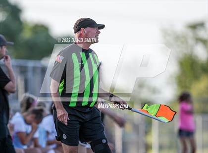 Thumbnail 2 in St. Teresa's Academy @ Liberty North - MSHSAA Class 4 Quarterfinal photogallery.