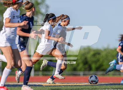 Thumbnail 3 in St. Teresa's Academy @ Liberty North - MSHSAA Class 4 Quarterfinal photogallery.