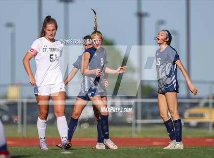 Thumbnail 2 in St. Teresa's Academy @ Liberty North - MSHSAA Class 4 Quarterfinal photogallery.