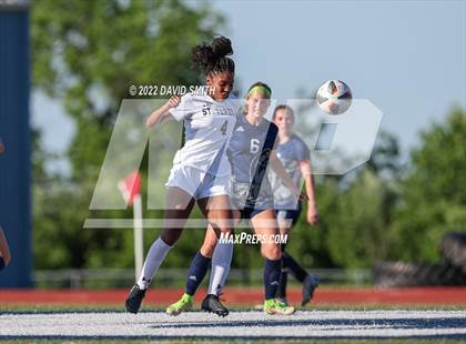 Thumbnail 1 in St. Teresa's Academy @ Liberty North - MSHSAA Class 4 Quarterfinal photogallery.