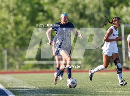 Thumbnail 2 in St. Teresa's Academy @ Liberty North - MSHSAA Class 4 Quarterfinal photogallery.