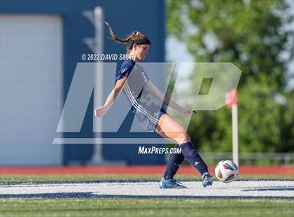 Thumbnail 2 in St. Teresa's Academy @ Liberty North - MSHSAA Class 4 Quarterfinal photogallery.