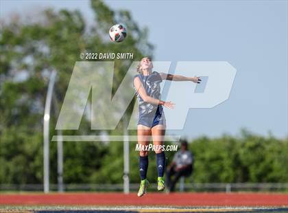 Thumbnail 3 in St. Teresa's Academy @ Liberty North - MSHSAA Class 4 Quarterfinal photogallery.
