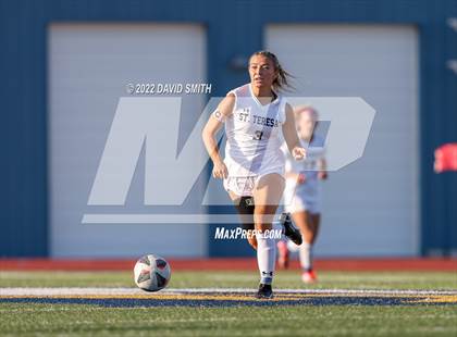 Thumbnail 3 in St. Teresa's Academy @ Liberty North - MSHSAA Class 4 Quarterfinal photogallery.