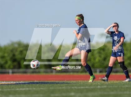 Thumbnail 1 in St. Teresa's Academy @ Liberty North - MSHSAA Class 4 Quarterfinal photogallery.