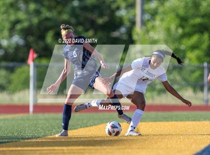 Thumbnail 3 in St. Teresa's Academy @ Liberty North - MSHSAA Class 4 Quarterfinal photogallery.