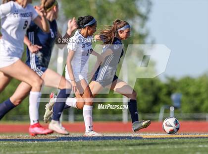 Thumbnail 2 in St. Teresa's Academy @ Liberty North - MSHSAA Class 4 Quarterfinal photogallery.