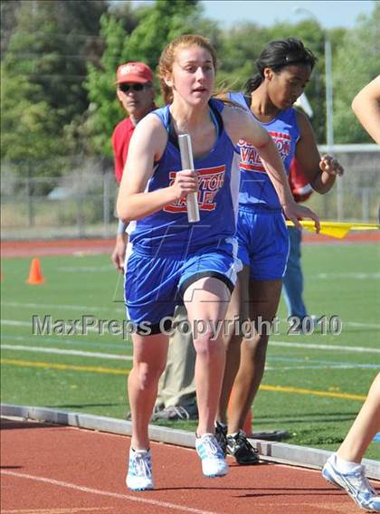 Thumbnail 2 in Tri-Valley Championships photogallery.
