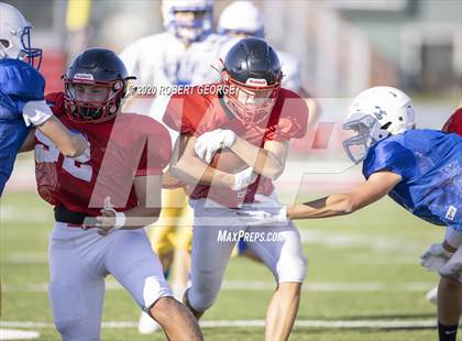 Thumbnail 3 in Catholic Memorial vs Muskego (Scrimmage) photogallery.