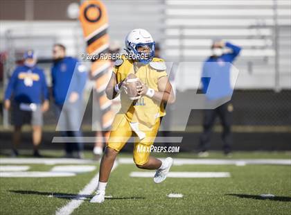 Thumbnail 2 in Catholic Memorial vs Muskego (Scrimmage) photogallery.