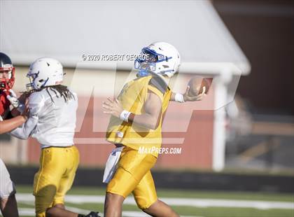 Thumbnail 2 in Catholic Memorial vs Muskego (Scrimmage) photogallery.
