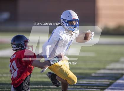 Thumbnail 3 in Catholic Memorial vs Muskego (Scrimmage) photogallery.