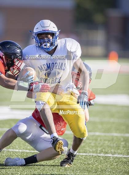 Thumbnail 3 in Catholic Memorial vs Muskego (Scrimmage) photogallery.