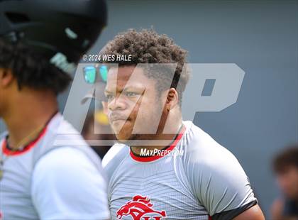 Thumbnail 1 in Center Hill vs Collierville (U of Memphis 7v7) photogallery.
