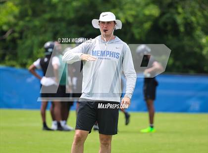 Thumbnail 1 in Center Hill vs Collierville (U of Memphis 7v7) photogallery.