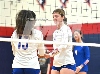 Thumbnail 1 in Mercy vs. Bishop Gorman  (Durango Fall Classic) photogallery.