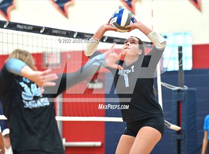 Thumbnail 3 in Mercy vs. Bishop Gorman  (Durango Fall Classic) photogallery.