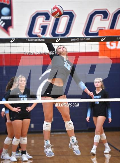 Thumbnail 2 in Mercy vs. Bishop Gorman  (Durango Fall Classic) photogallery.