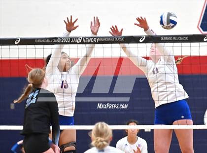 Thumbnail 3 in Mercy vs. Bishop Gorman  (Durango Fall Classic) photogallery.