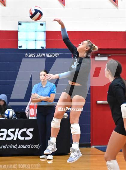 Thumbnail 3 in Mercy vs. Bishop Gorman  (Durango Fall Classic) photogallery.