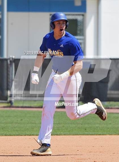 Thumbnail 1 in John Carroll Catholic vs Canterbury (IMG National Classic Championship Game) photogallery.