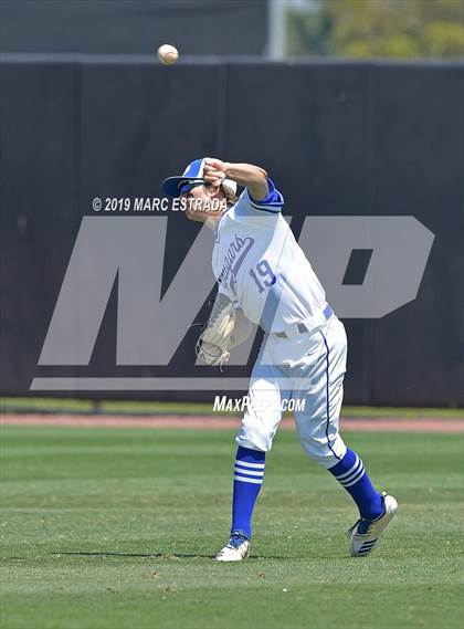 Thumbnail 1 in John Carroll Catholic vs Canterbury (IMG National Classic Championship Game) photogallery.