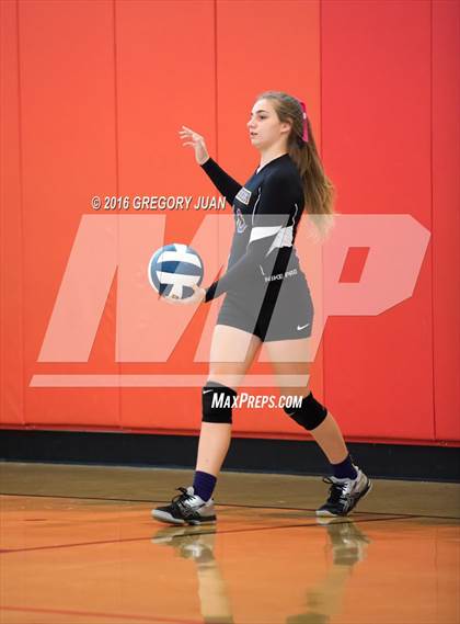 Thumbnail 2 in Fisher @ McGehee photogallery.