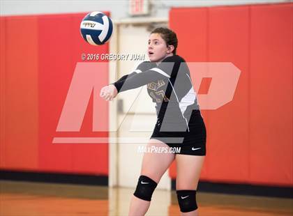 Thumbnail 1 in Fisher @ McGehee photogallery.