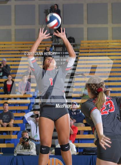 Thumbnail 3 in Archbishop Mitty vs. Mater Dei (CIF State Open Division Final) photogallery.
