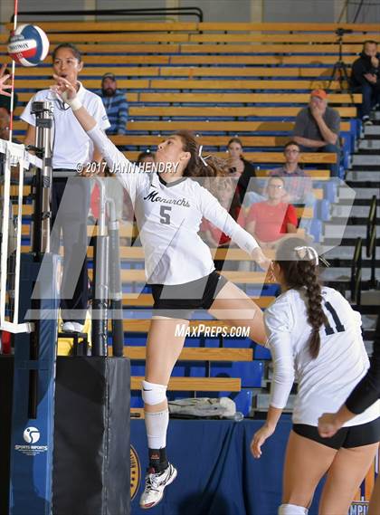 Thumbnail 1 in Archbishop Mitty vs. Mater Dei (CIF State Open Division Final) photogallery.