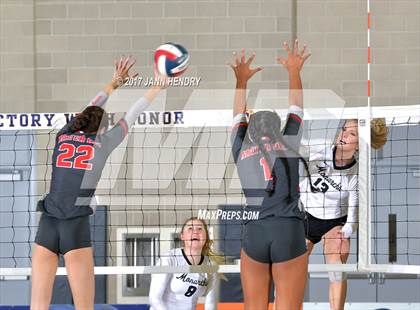 Thumbnail 1 in Archbishop Mitty vs. Mater Dei (CIF State Open Division Final) photogallery.