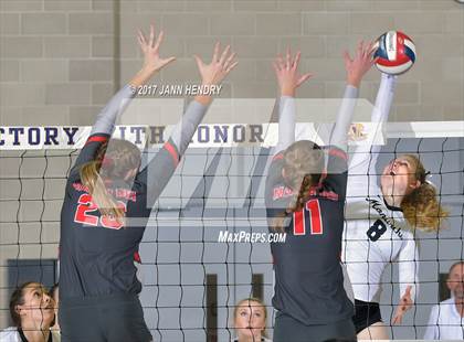 Thumbnail 2 in Archbishop Mitty vs. Mater Dei (CIF State Open Division Final) photogallery.