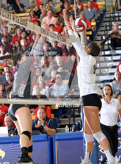 Thumbnail 1 in Archbishop Mitty vs. Mater Dei (CIF State Open Division Final) photogallery.