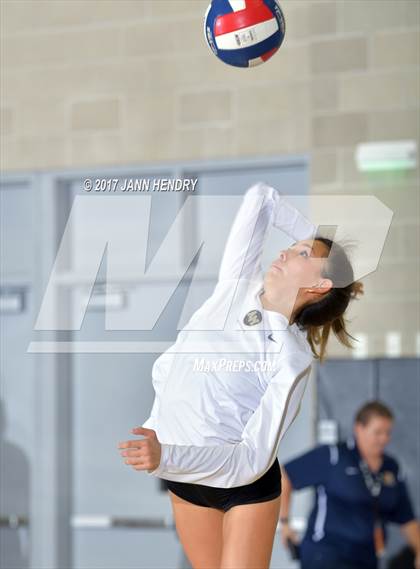 Thumbnail 2 in Archbishop Mitty vs. Mater Dei (CIF State Open Division Final) photogallery.