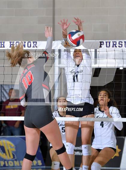 Thumbnail 1 in Archbishop Mitty vs. Mater Dei (CIF State Open Division Final) photogallery.