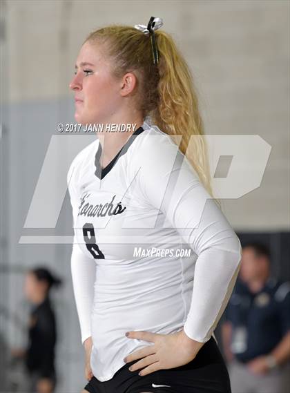 Thumbnail 2 in Archbishop Mitty vs. Mater Dei (CIF State Open Division Final) photogallery.