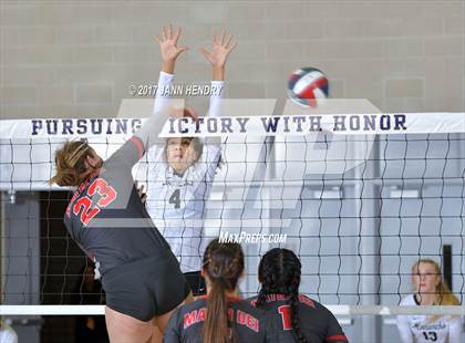 Thumbnail 1 in Archbishop Mitty vs. Mater Dei (CIF State Open Division Final) photogallery.