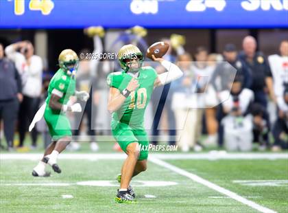 Thumbnail 1 in Carrollton vs Buford (GHSA AAAAAA Championship) photogallery.