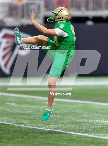 Thumbnail 2 in Carrollton vs Buford (GHSA AAAAAA Championship) photogallery.