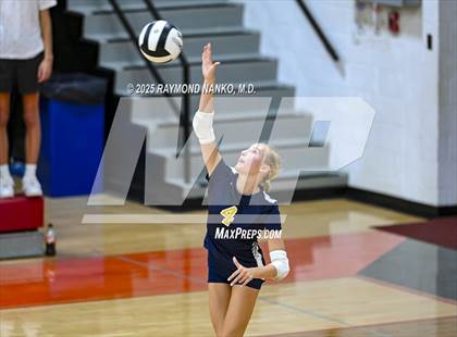 Thumbnail 1 in Delta @ Wapahani photogallery.