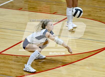 Thumbnail 1 in Delta @ Wapahani photogallery.