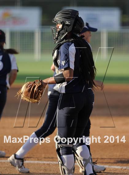 Thumbnail 2 in Pacifica vs. King (CIF-SS D1 Final) photogallery.